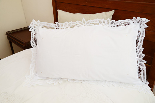 Old Fashion Battenburg Lace Pillow Sham, King Size
